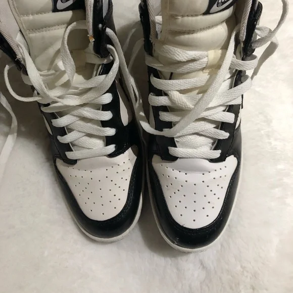 Dunks - Picture 2 of 6